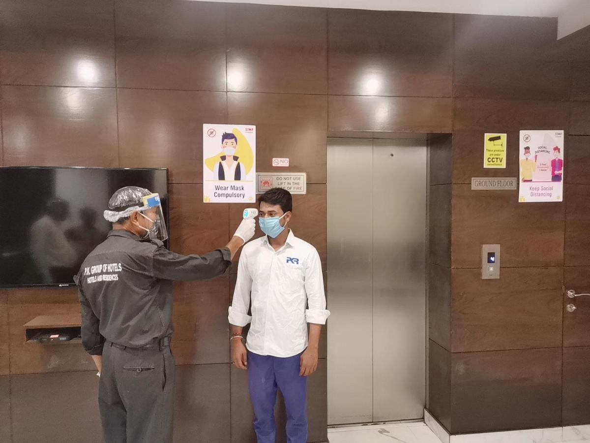 Hotel Pk Residency Noida Dış mekan fotoğraf