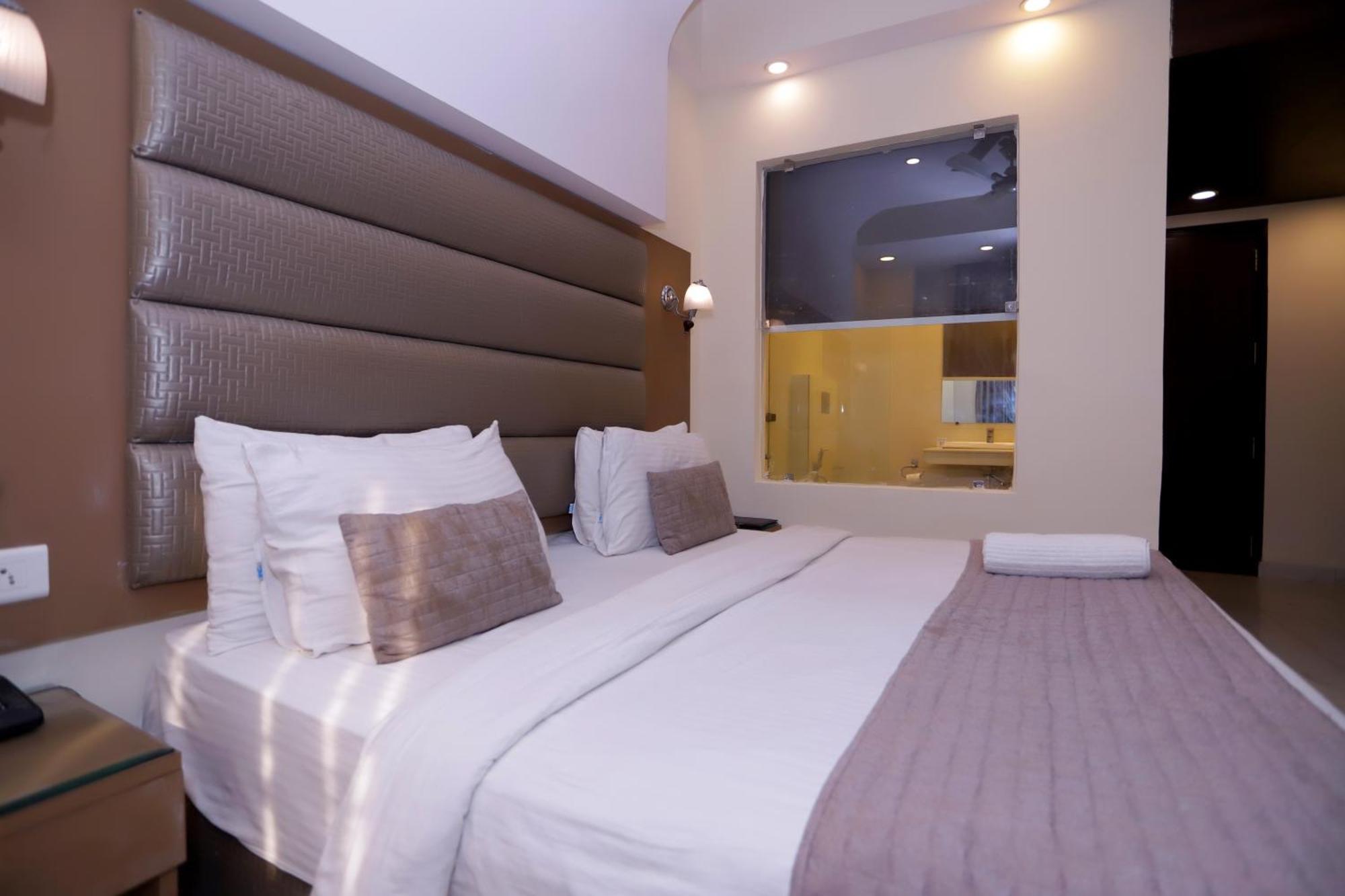 Hotel Pk Residency Noida Dış mekan fotoğraf