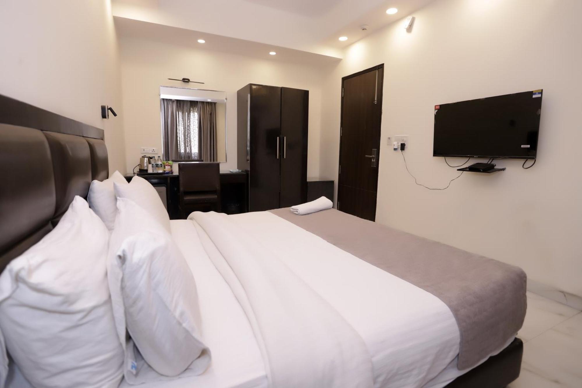 Hotel Pk Residency Noida Dış mekan fotoğraf
