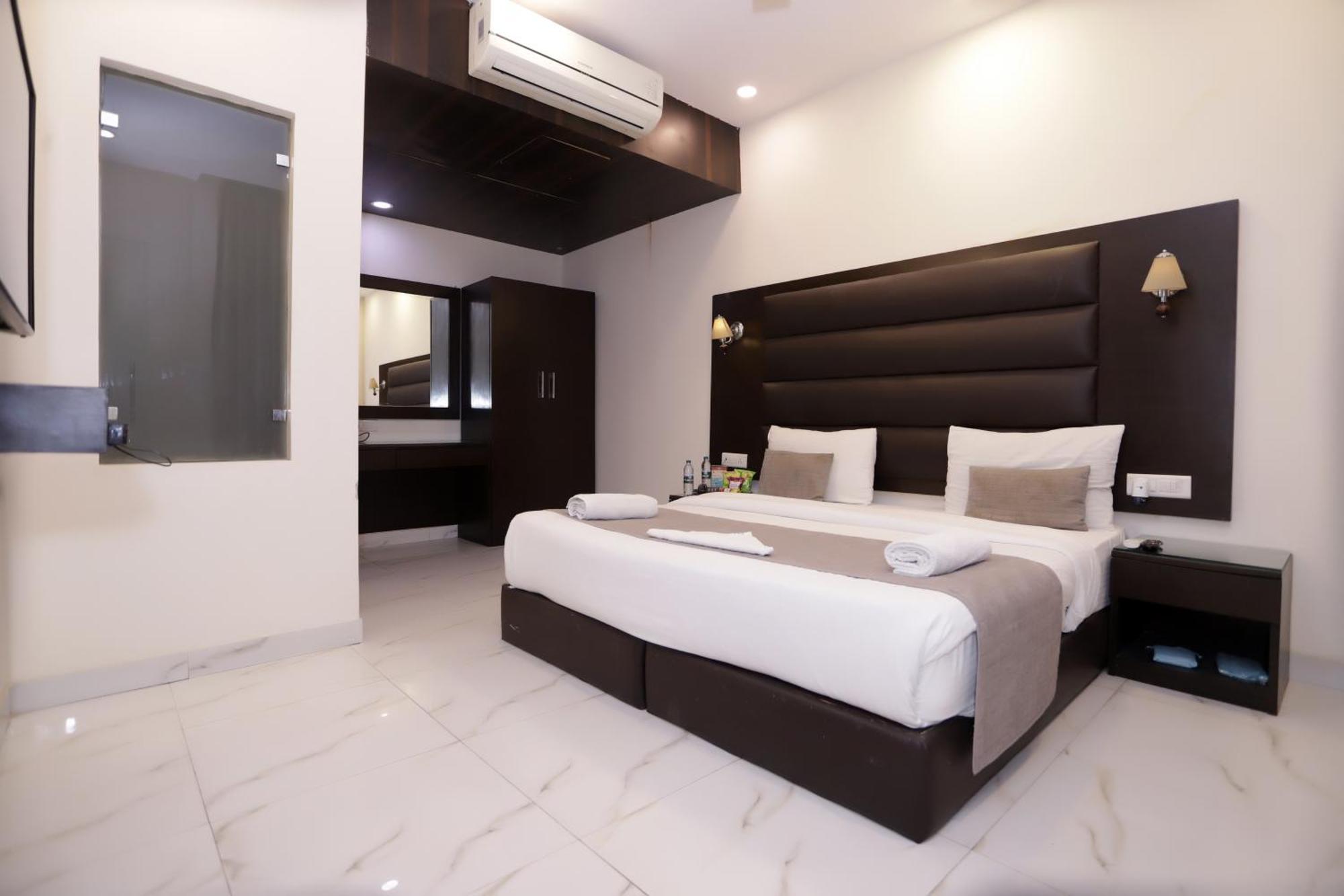Hotel Pk Residency Noida Dış mekan fotoğraf