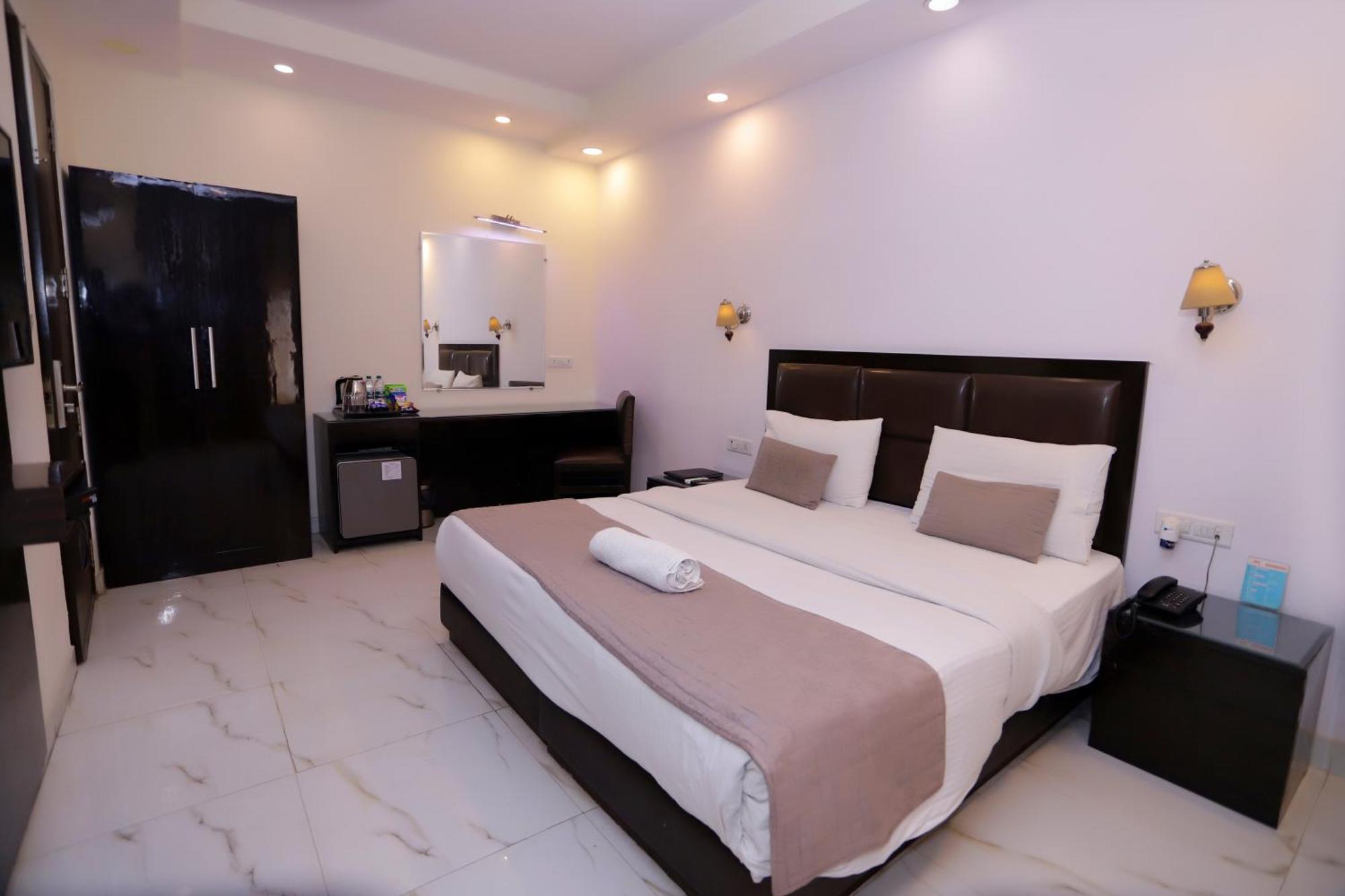 Hotel Pk Residency Noida Dış mekan fotoğraf
