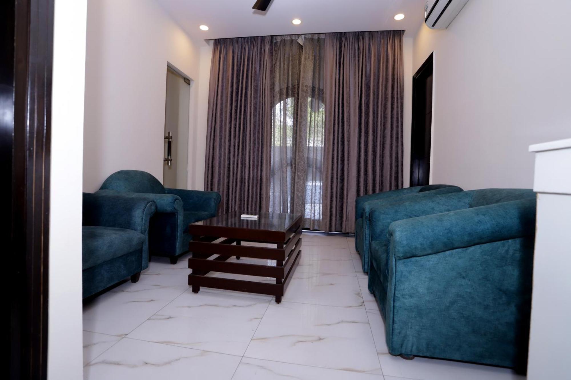Hotel Pk Residency Noida Dış mekan fotoğraf