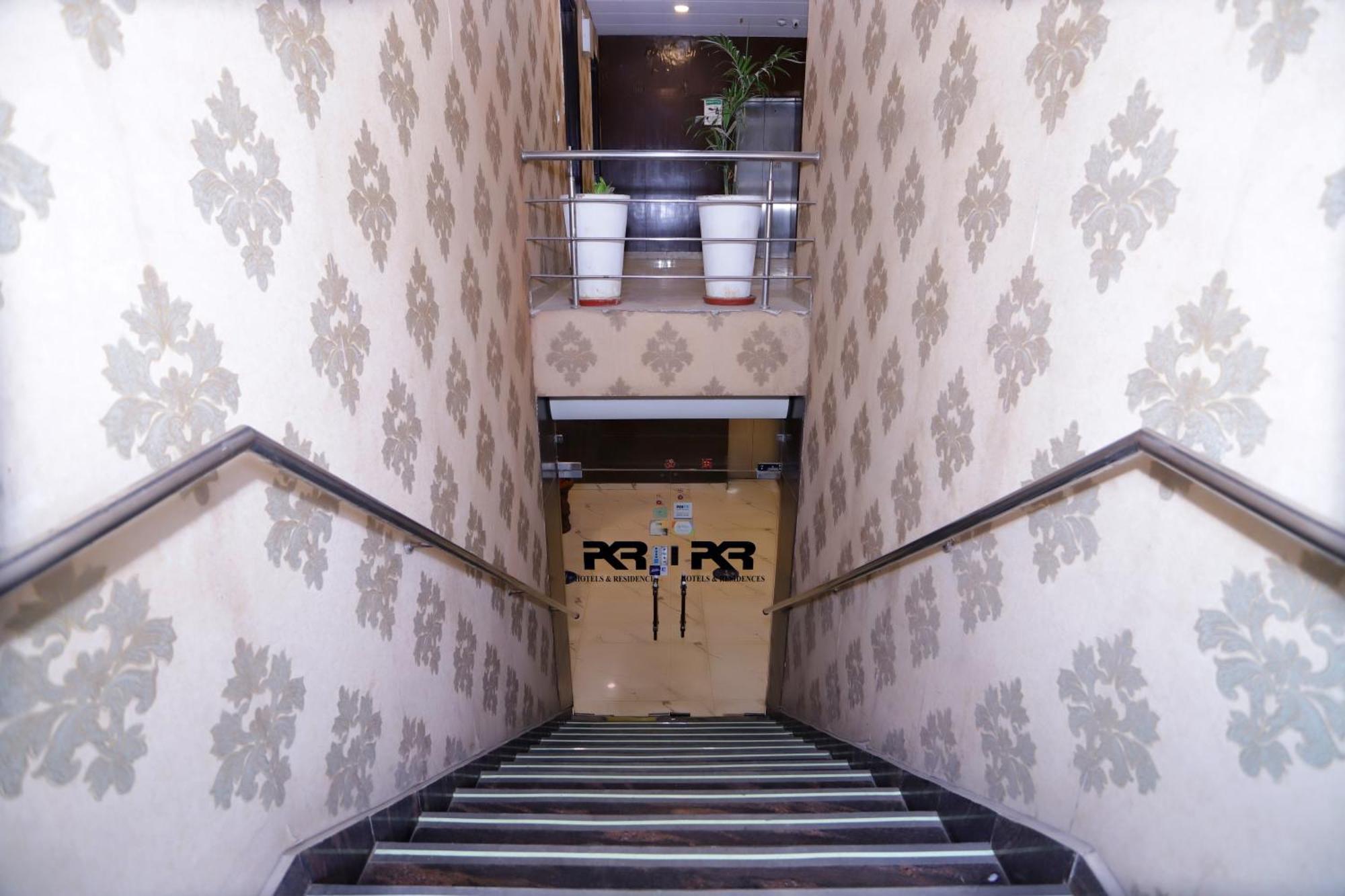 Hotel Pk Residency Noida Dış mekan fotoğraf