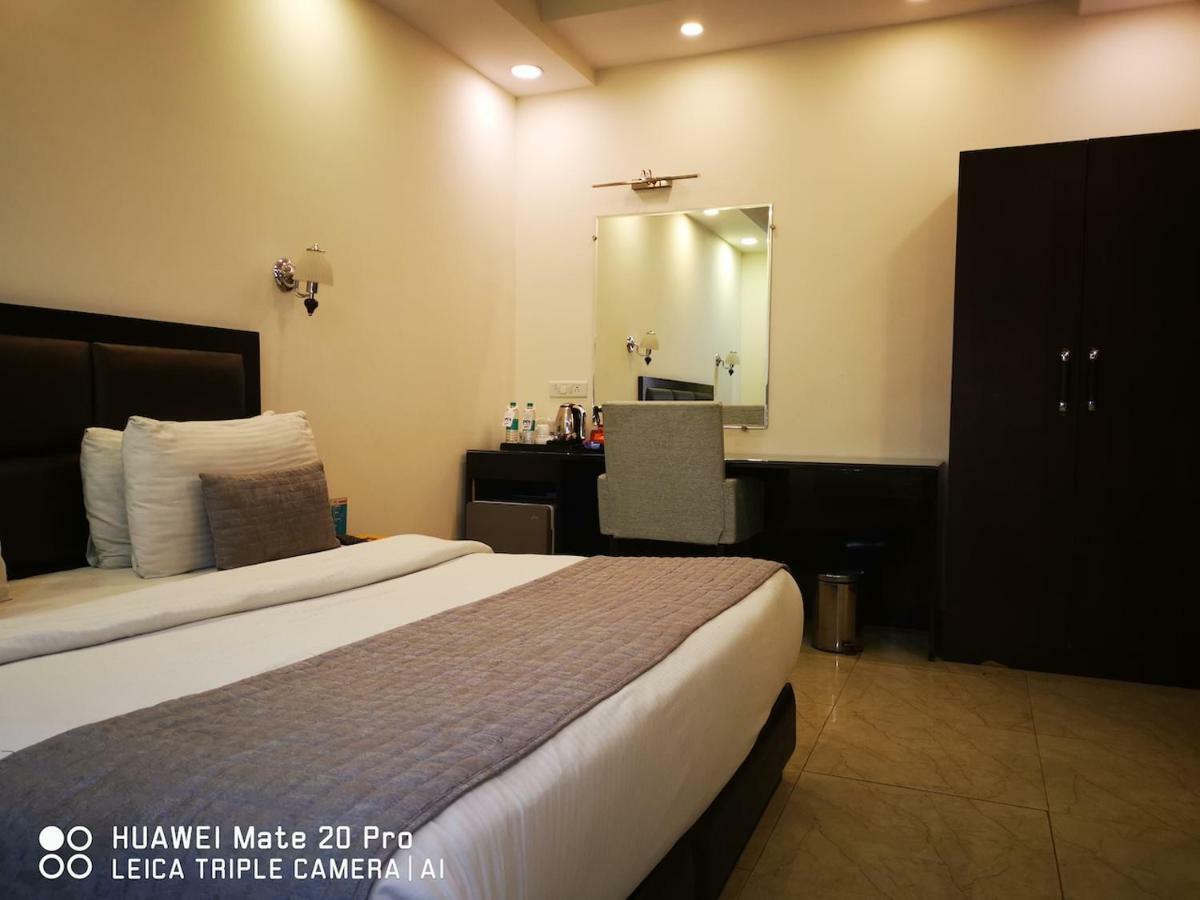 Hotel Pk Residency Noida Dış mekan fotoğraf